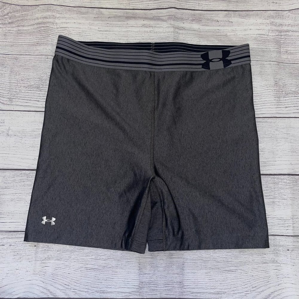 Under Armour Women's HeatGear Shorty - Picture 2 of 6